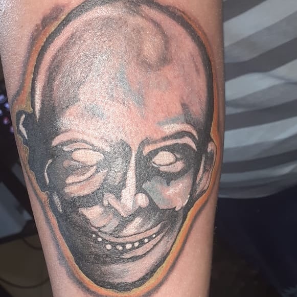 Tatuaje realista hecho en V ROCK TATTOO